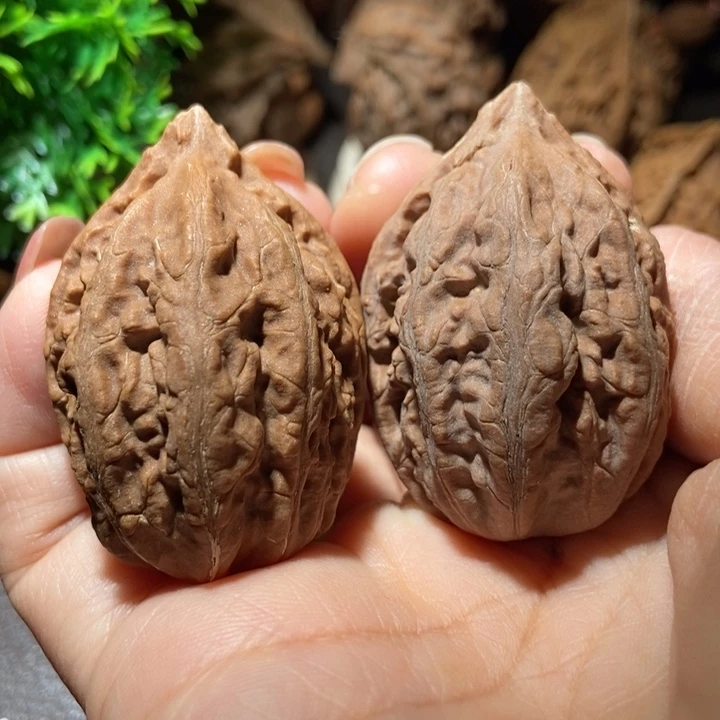 把件文玩核桃东北楸子小雪49