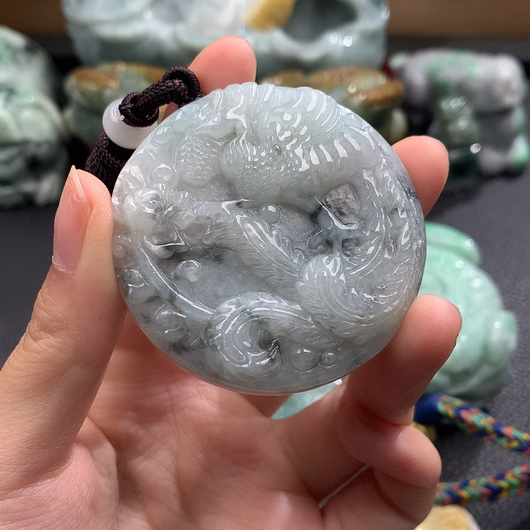 吊坠(不含链)未镶嵌翡翠