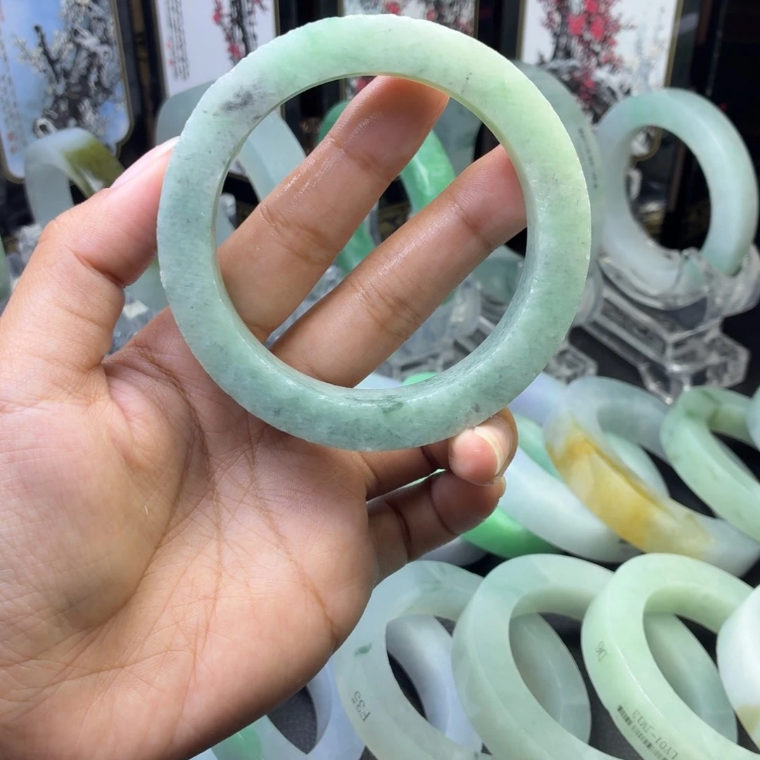 定制翡翠翡翠手镯未镶嵌?****9