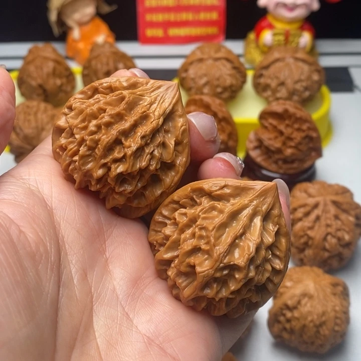 核桃偶**绵文玩核桃龙门涧