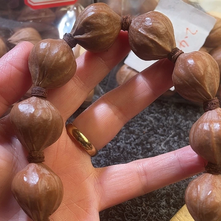 胡***意橄榄核吊坠2:0✖️2.5