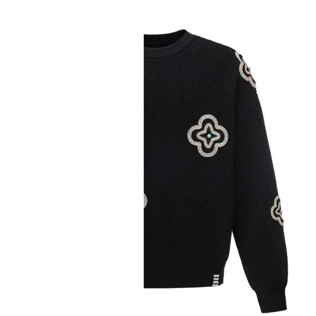 （男女情侣款）GOOD Love is good 管珠绣套头毛衣