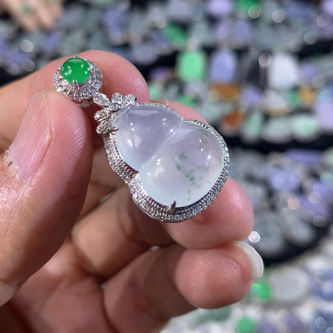 翡翠18K金镶嵌吊坠(不含链)