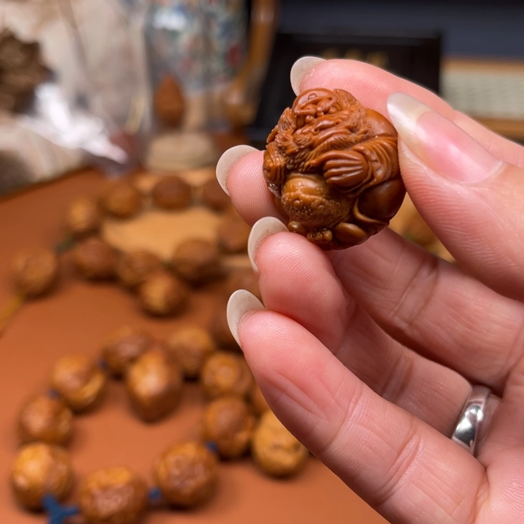 李***遥橄榄核手串/手链钟魁单子