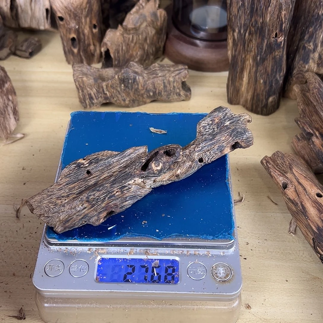 香料绿奇楠虫漏27克白棋