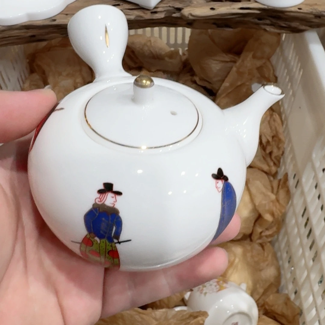 壶你好漂亮134568896211