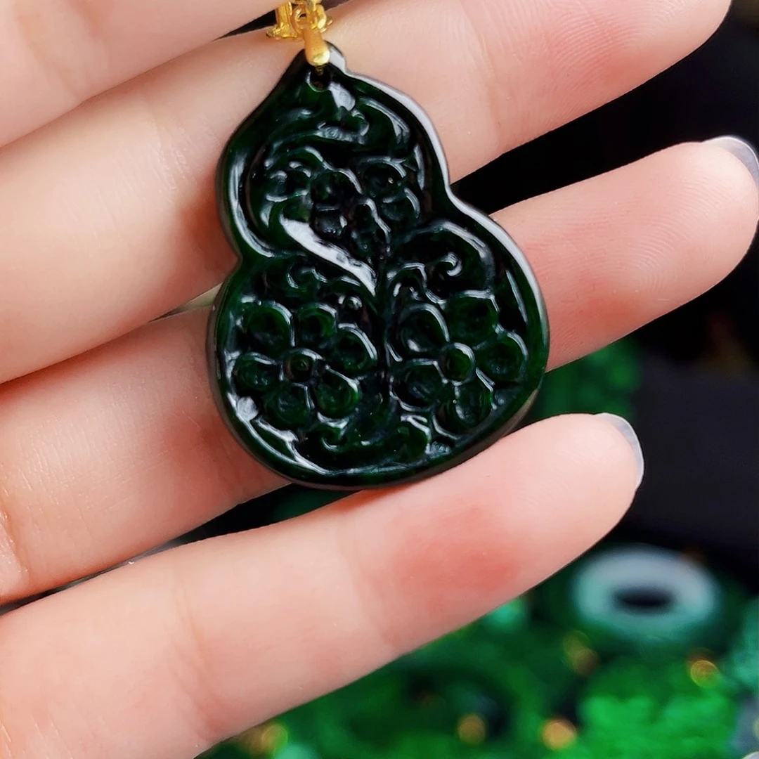 颈饰银S925镶嵌翡翠多样性