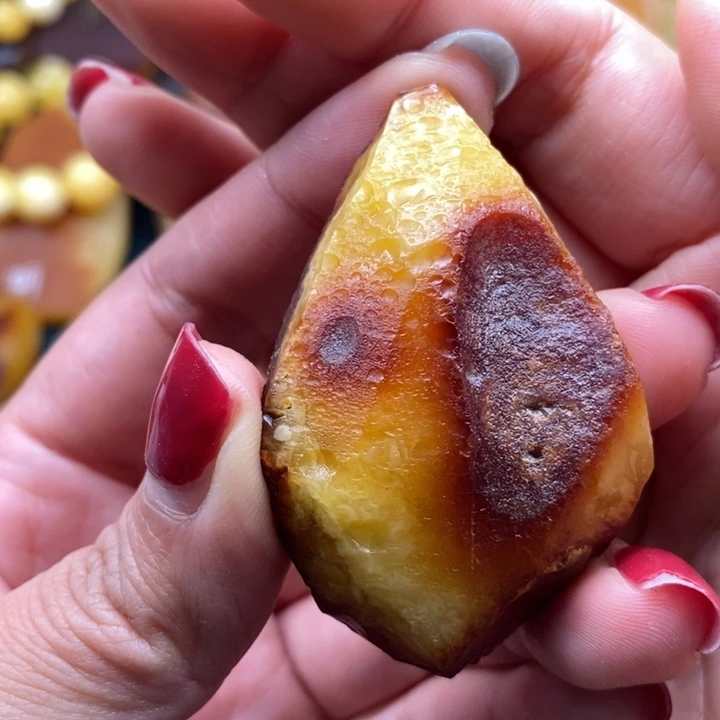 定制琥珀未镶嵌蜜蜡