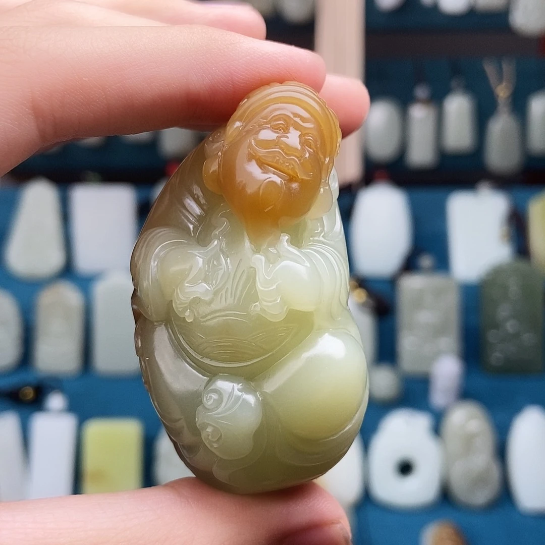 和田玉（青白玉）未镶嵌颈饰