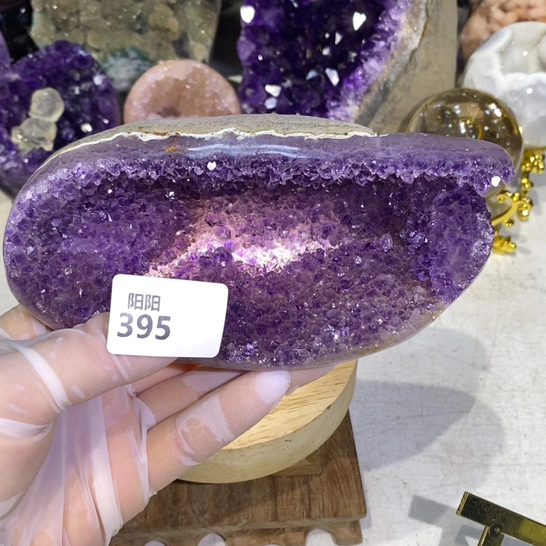 紫晶未镶嵌大型摆件（非配饰）