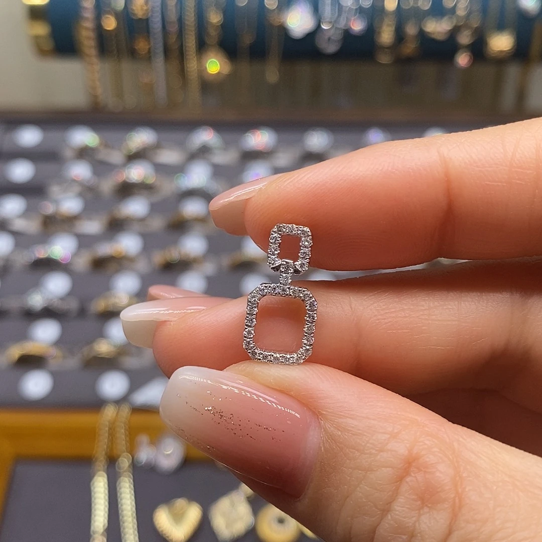 钻石吊坠不含链18K金镶嵌天然钻石