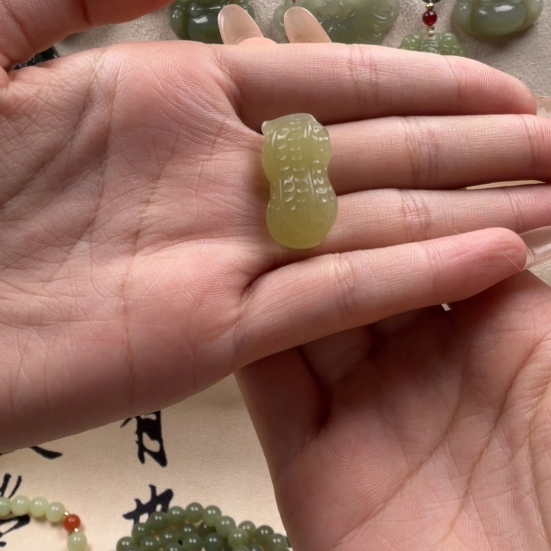 和田玉未镶嵌项圈