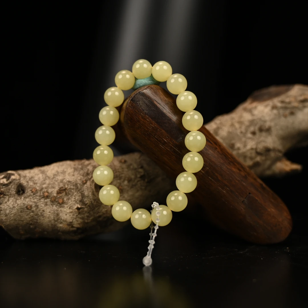 Lot8831 2511180034和田玉黄玉手串/杭拍