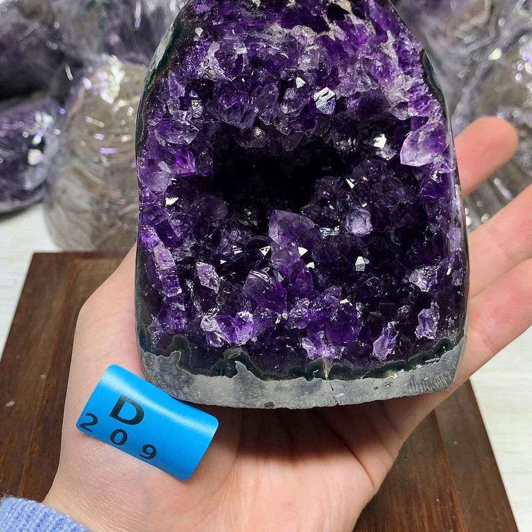 紫晶大型摆件（非配饰）未镶嵌