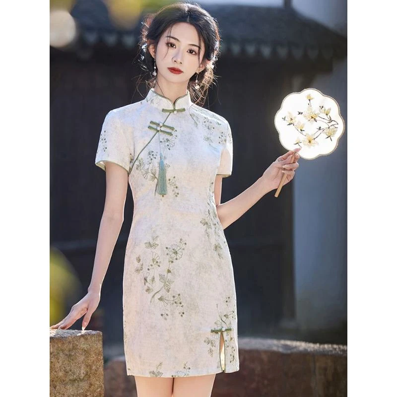 高档旗袍女小个子短款洋气2025夏季新款蕾丝复古新中式改良连衣裙