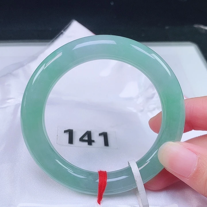 翡翠未镶嵌手镯翡翠