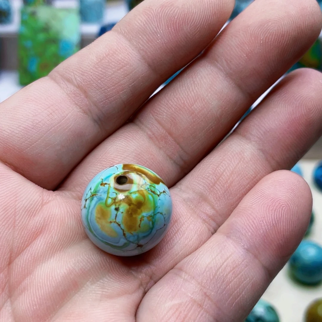 绿松石未镶嵌饰品