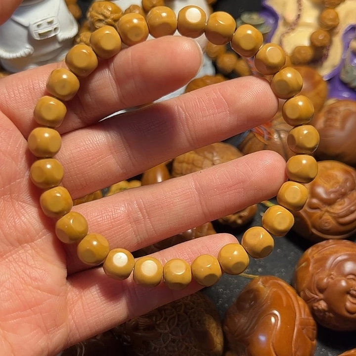 橄榄核手串/手链猴头0.8六方微瑕