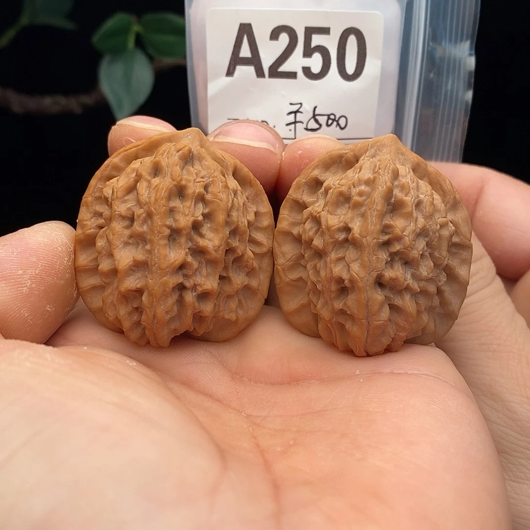 吊坠文玩核桃马老四38精