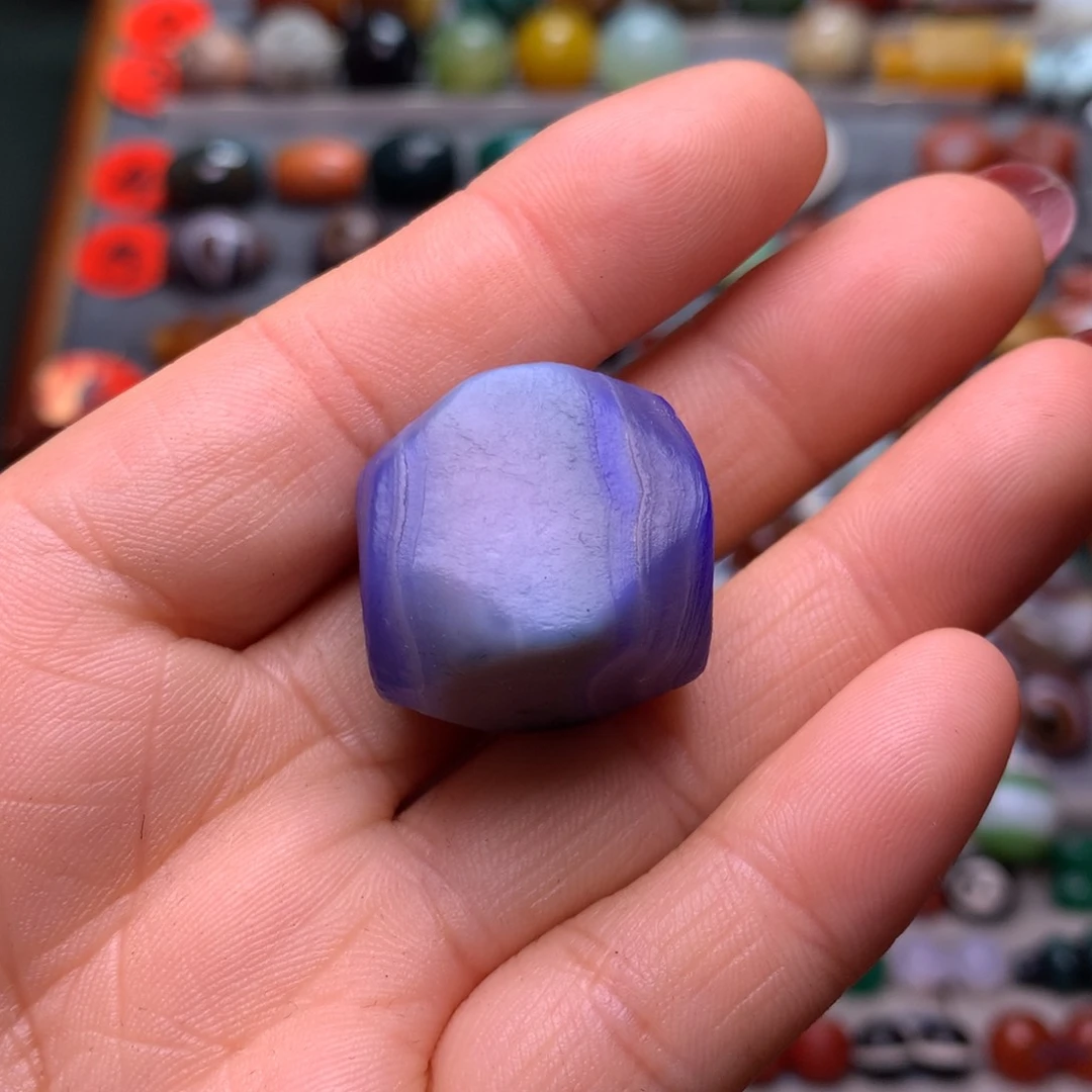 玛瑙/玉髓颈饰未镶嵌林**雨