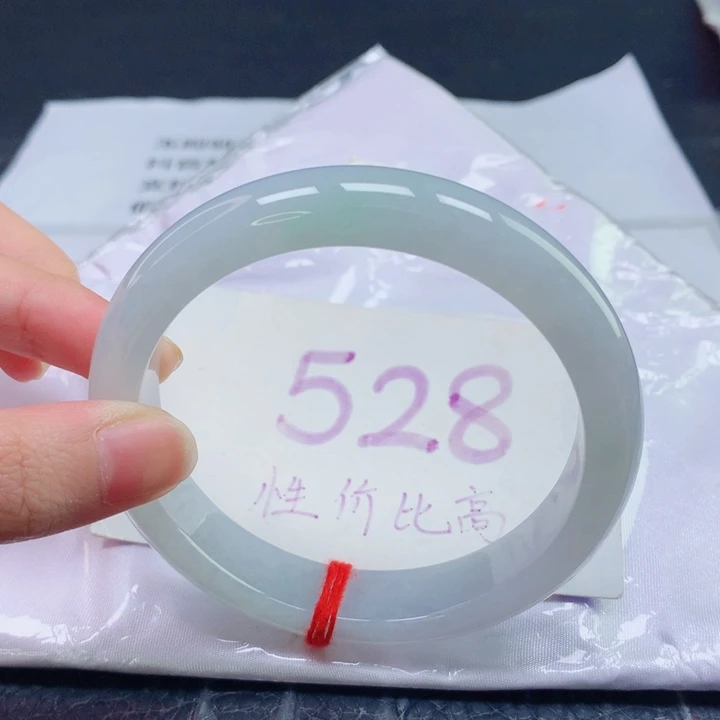 翡翠未镶嵌手镯圈口6162
