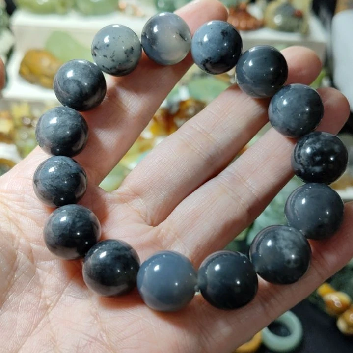 岫玉手串款式手串未镶嵌