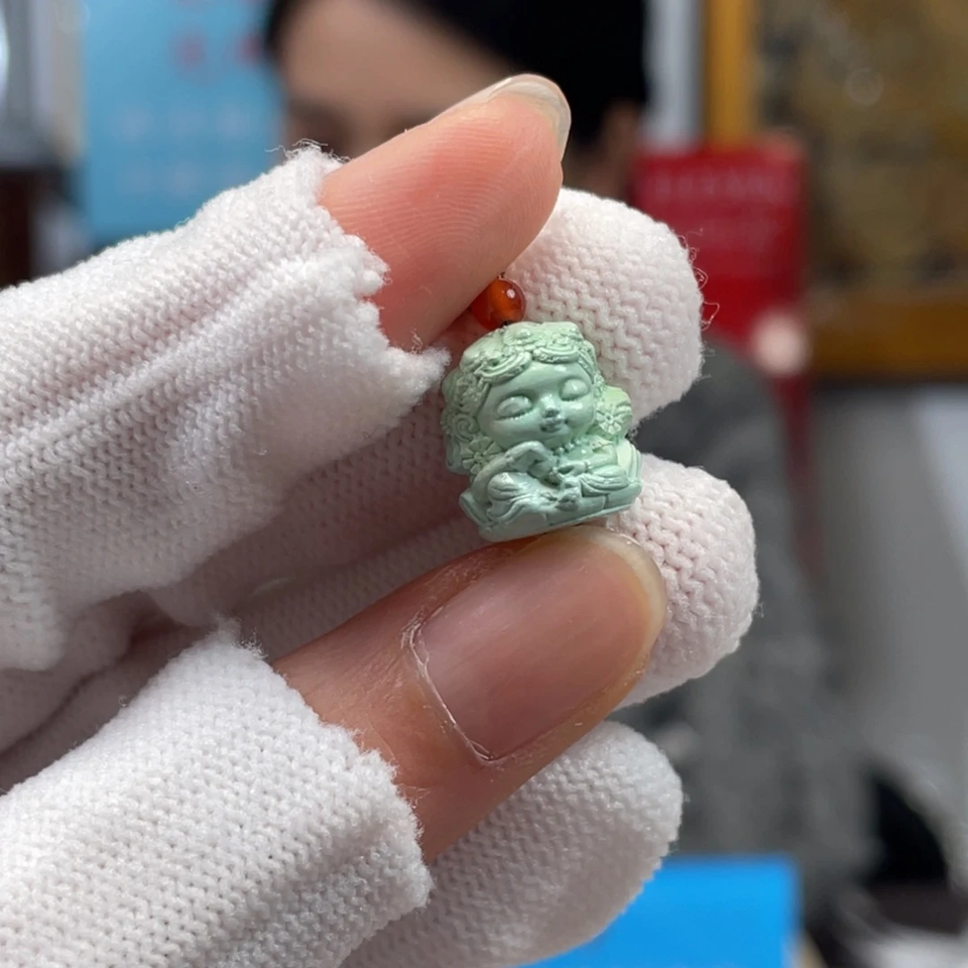 绿松石未镶嵌挂件