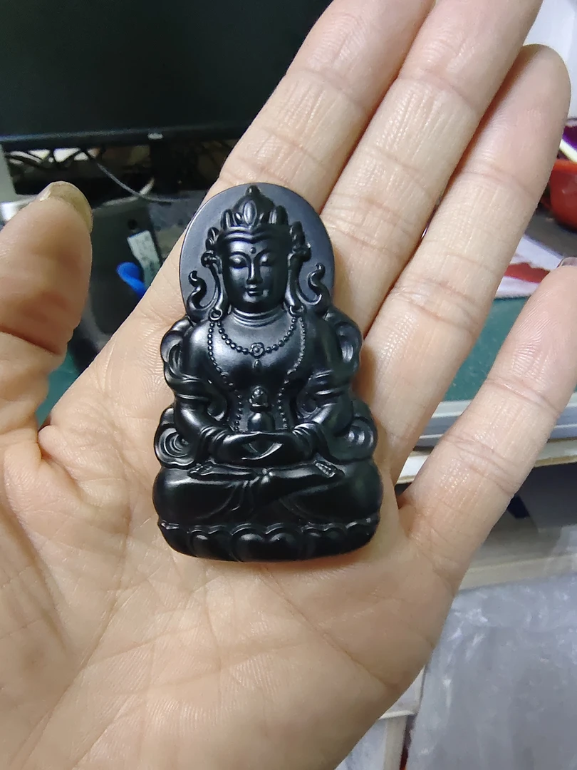 新疆和田玉墨玉观音牌