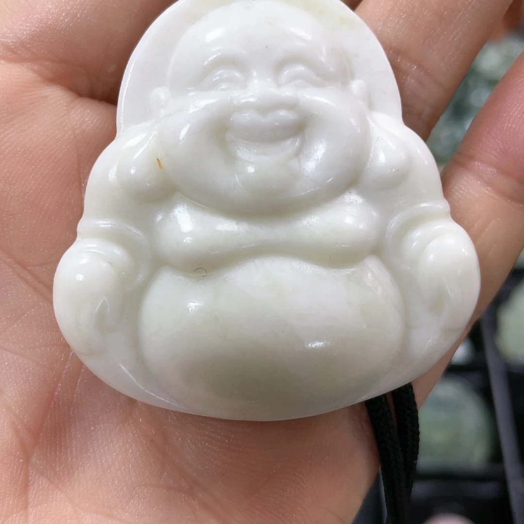蛇纹石玉颈饰合金