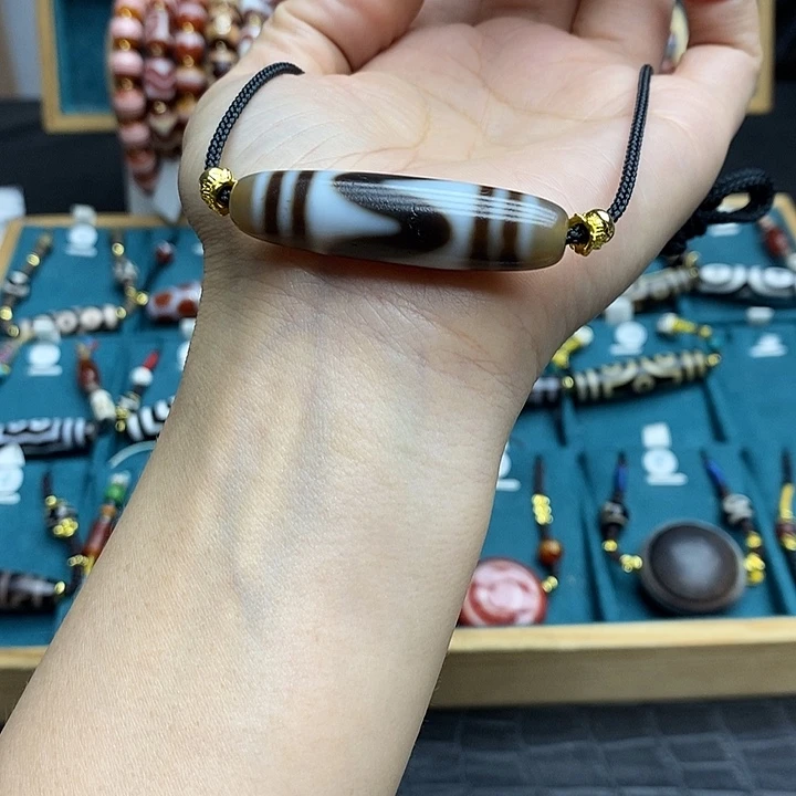 玛瑙/玉髓颈饰合金