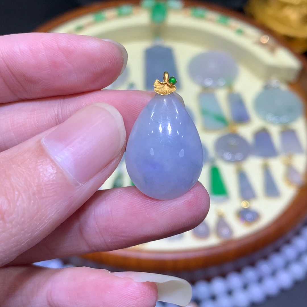 翡翠吊坠(不含链)18K金镶嵌