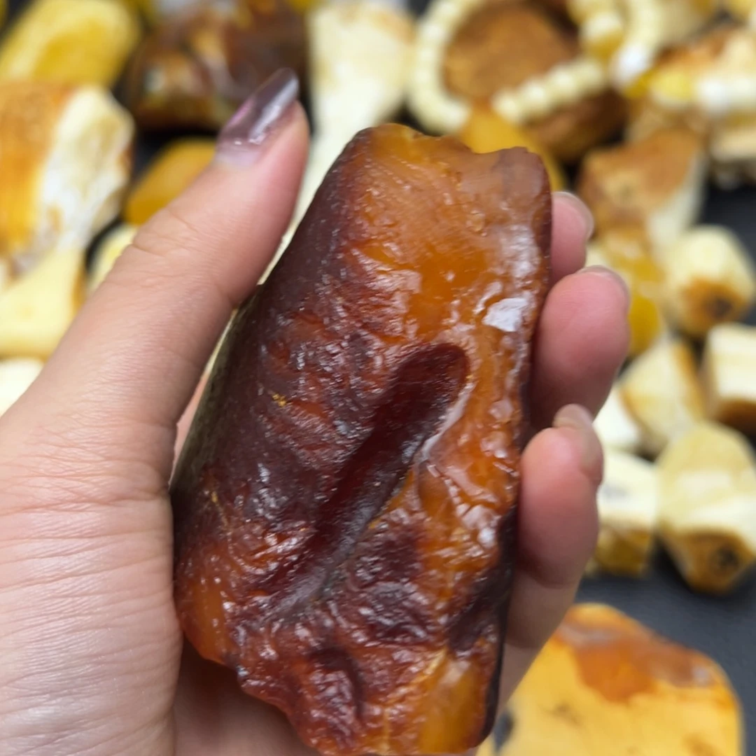 定制琥珀未镶嵌不**肉蜜蜡