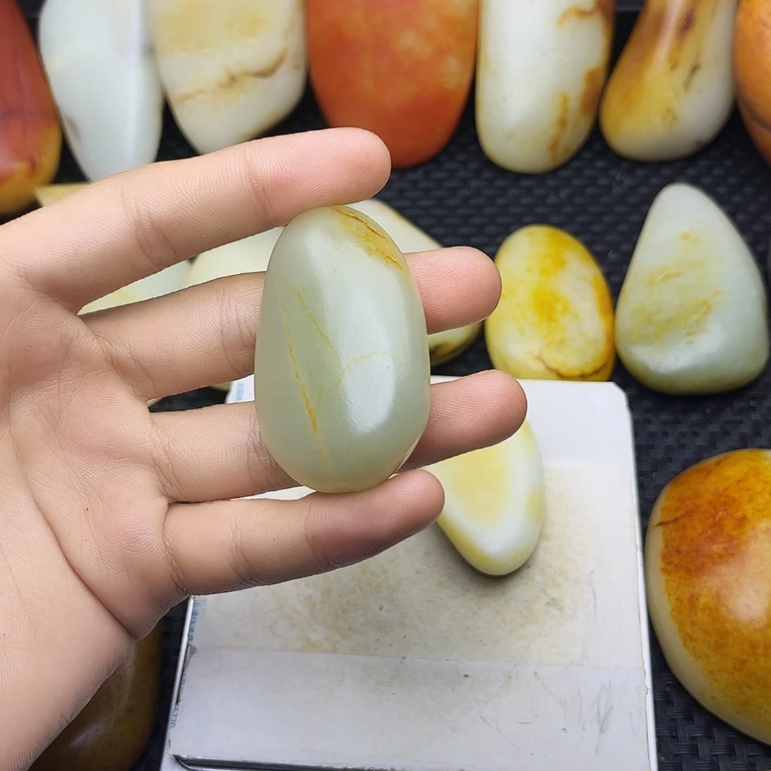 永***助和田玉未镶嵌挂件