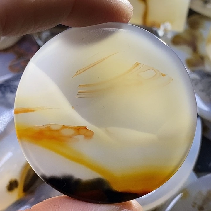 未镶嵌颈饰玛瑙/玉髓