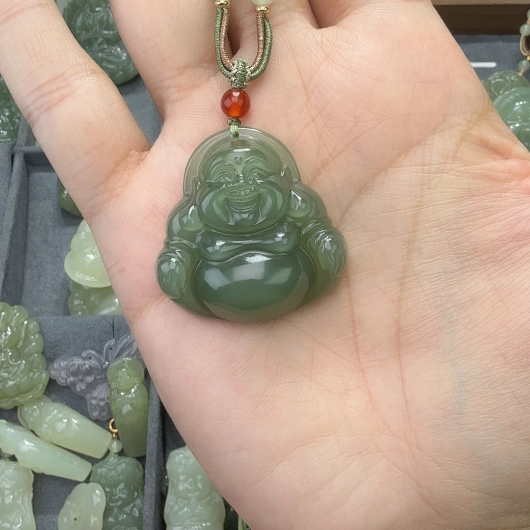 烟***雨和田玉未镶嵌颈饰35mm佛公