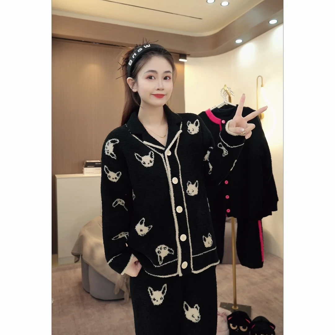 【秀秀家】冬季上新《黑奶狗》软绵绵网红舒适睡衣半边绒宽松