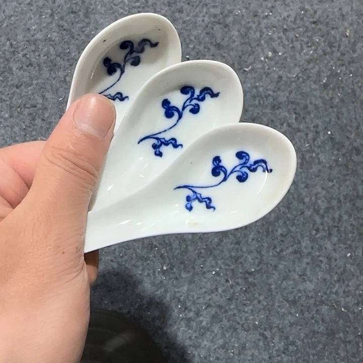 摆件11122211222112211