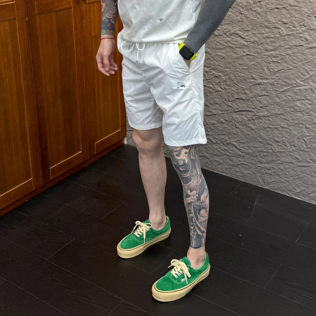 2025春季新款时尚休闲百搭速干沙滩男士刺绣短裤6001