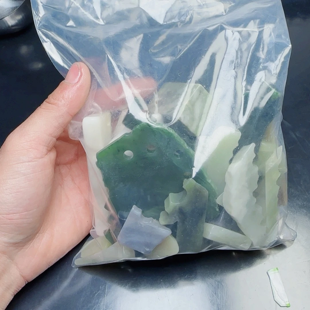 和田玉珠宝半成品未镶嵌拓*者