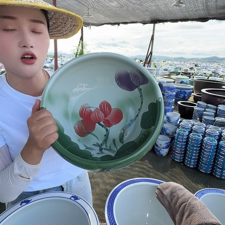 瓷片直径32，高15。。。。。