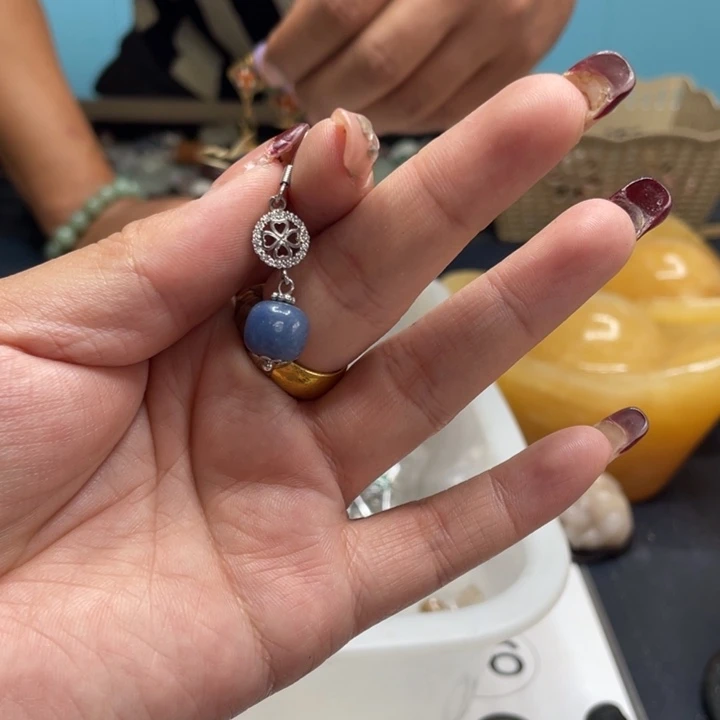 石英岩玉手镯合金