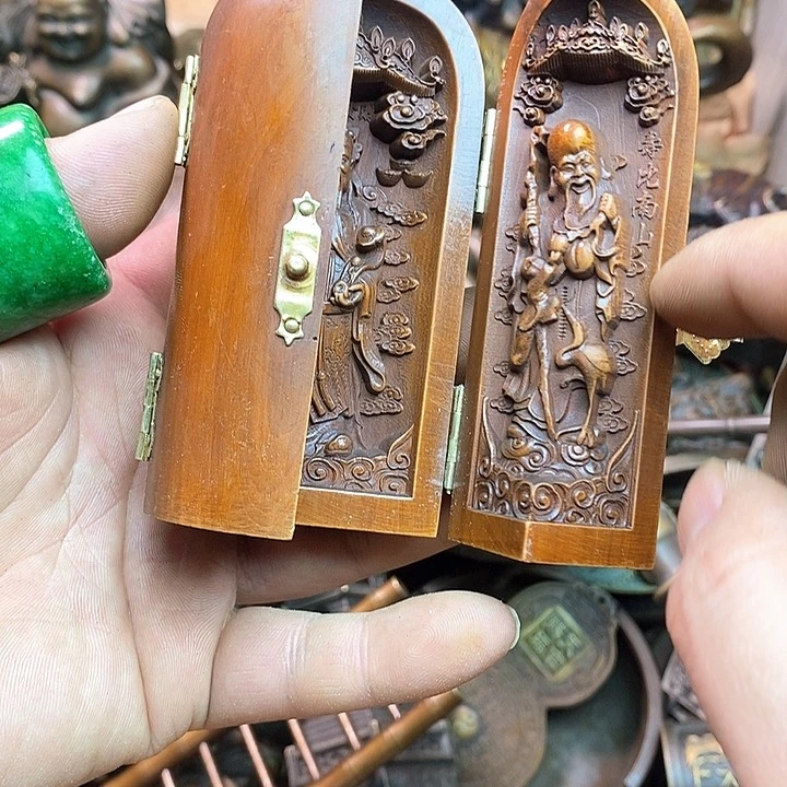 平平安安健健康康