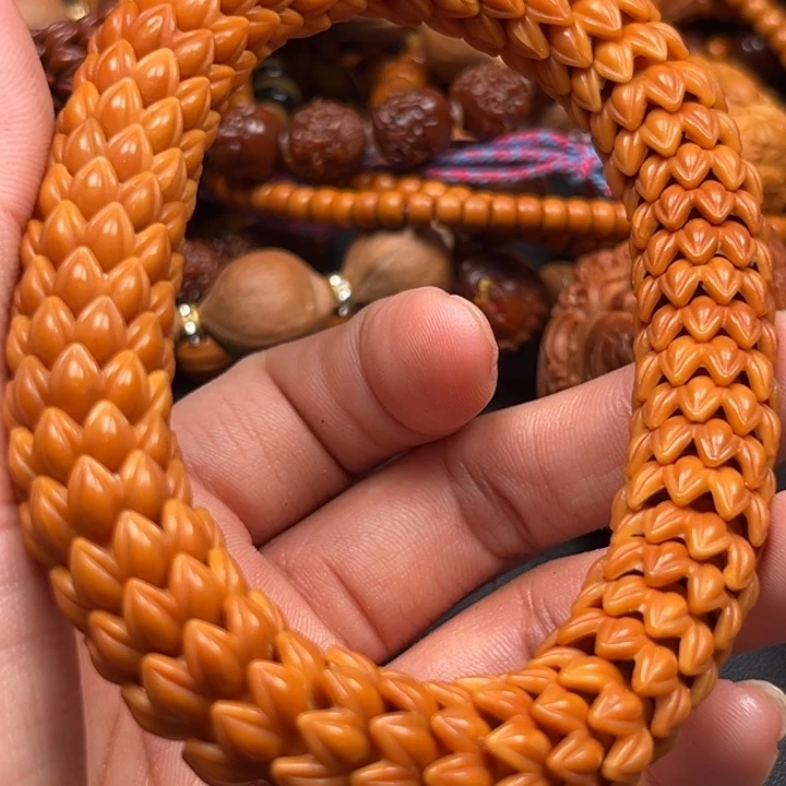 吊坠猴头核桃橄榄