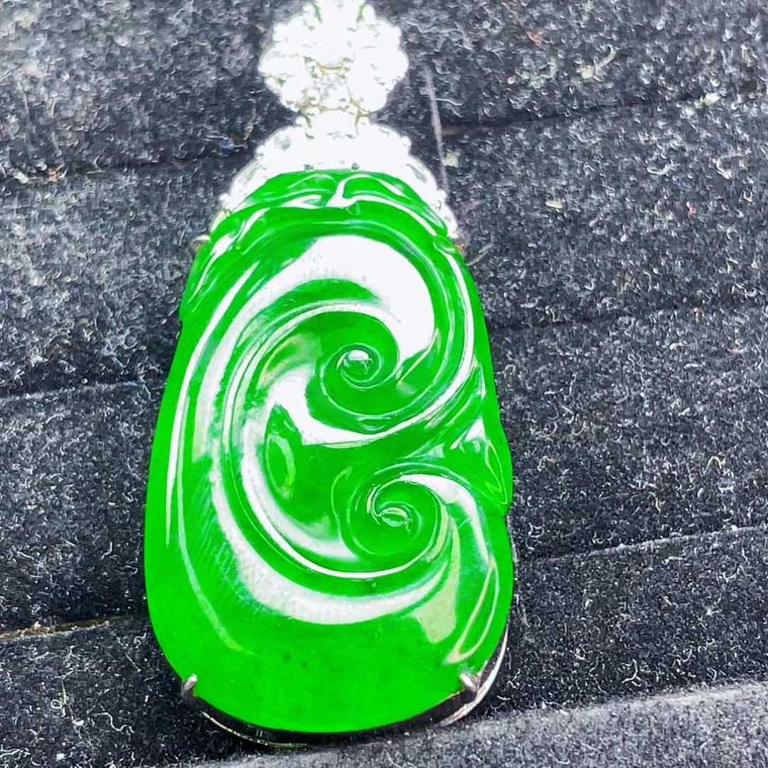 翡翠未镶嵌吊坠(不含链)573