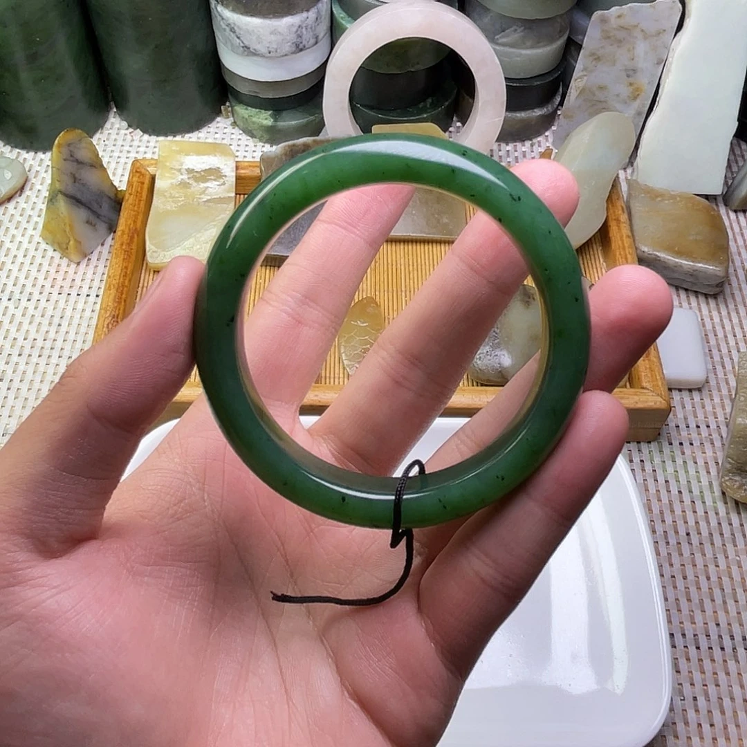 未镶嵌和田玉珠宝半成品赵*赵