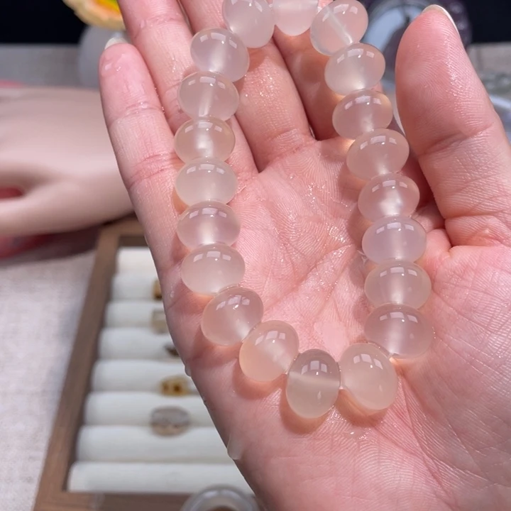 玛瑙/玉髓颈饰合金