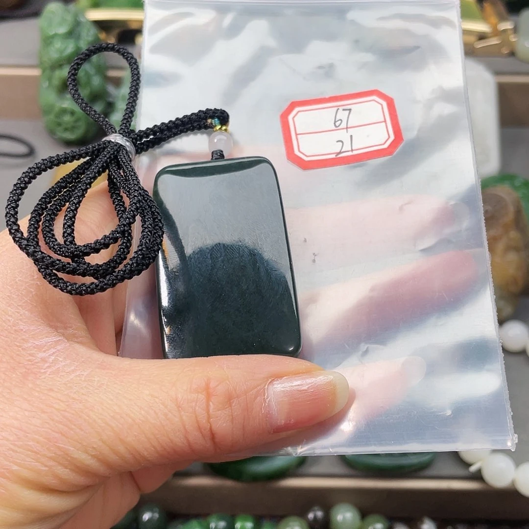 未镶嵌和田玉挂件