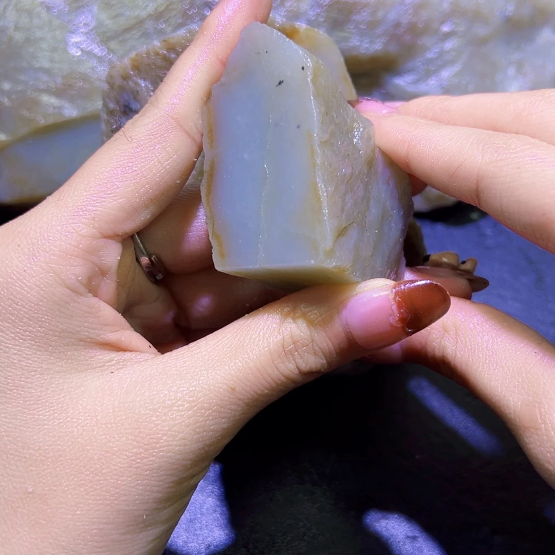 和田玉（糖玉）未镶嵌珠宝半成品