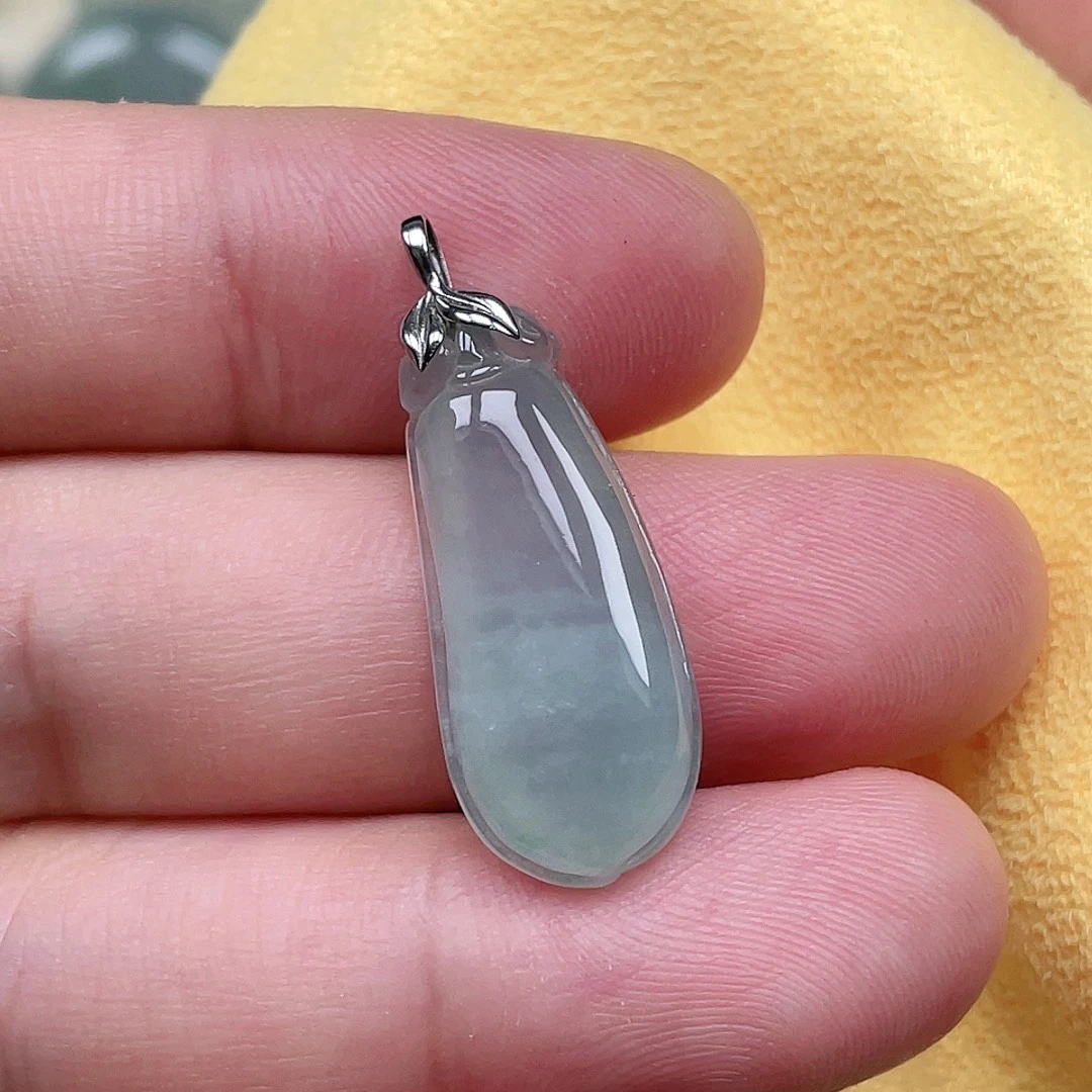 颈饰未镶嵌翡翠福瓜