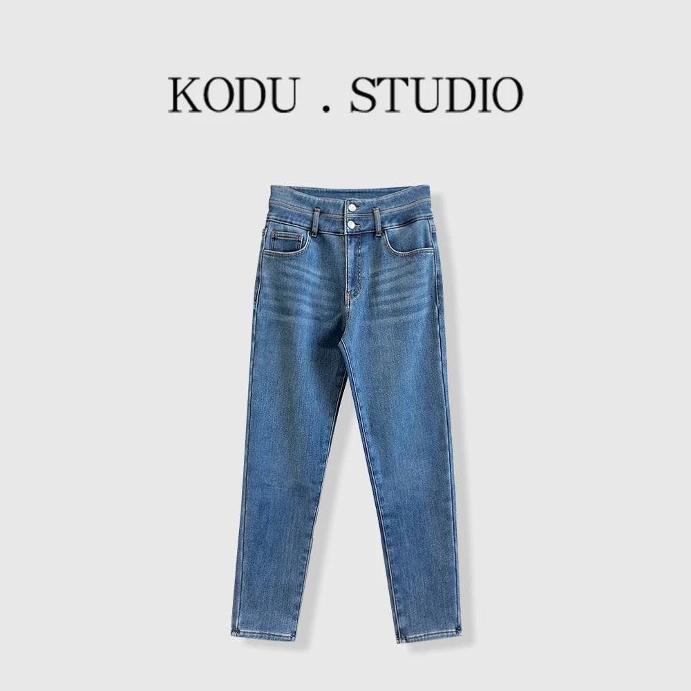 【刻度KODU】LY-6054冬季百搭高腰显瘦黄明线两粒扣小脚加绒牛仔裤